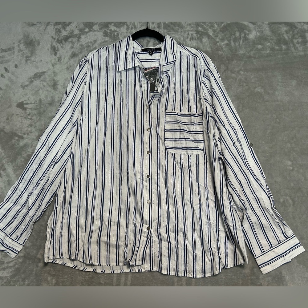 Louise Paris Button Down Top Women’s 2X Stripe Silver Holiday